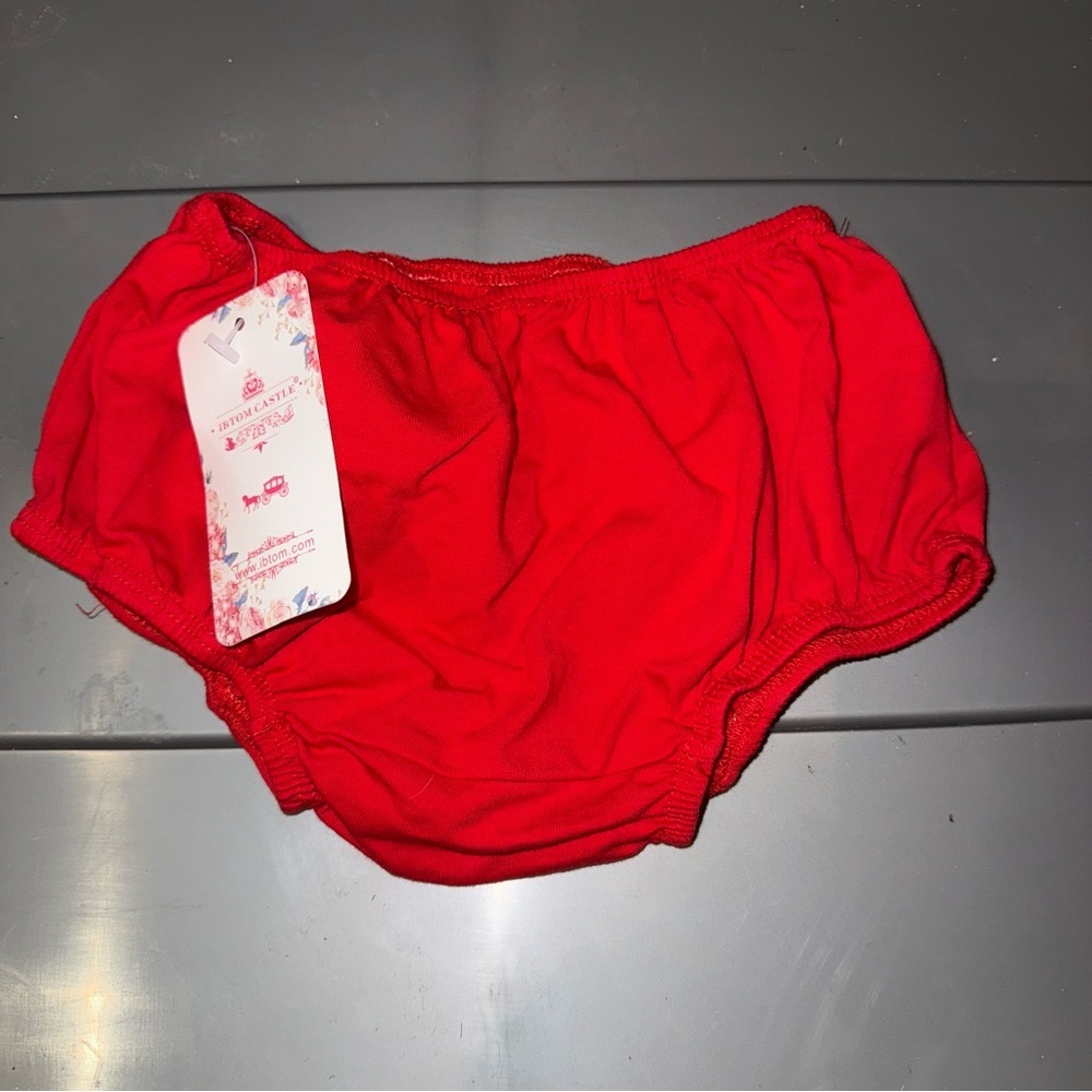 NWT IBTOM Castle Bloomers